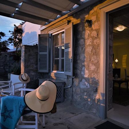 Zefyros Sunset Hidra Exterior foto